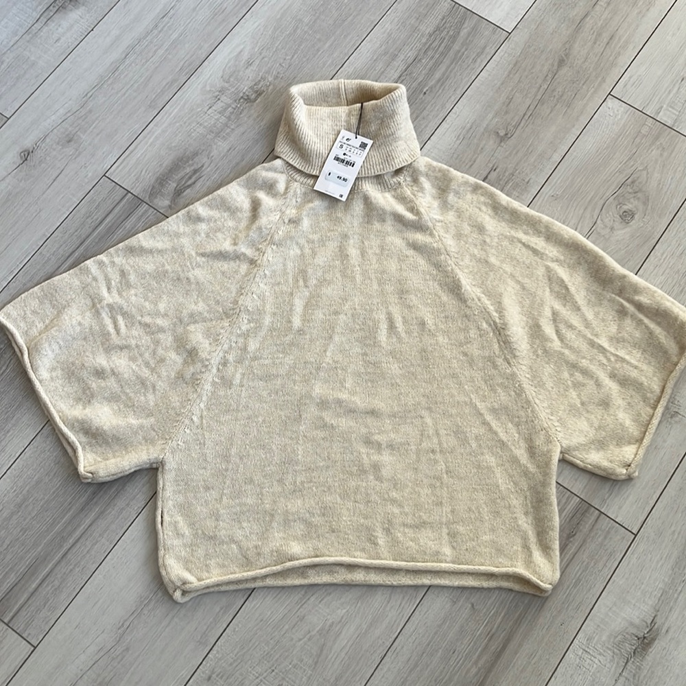 NWT Zara sweater size S